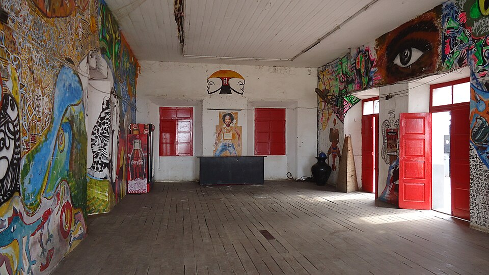 Elinga (bar)